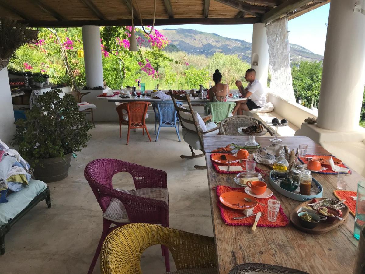 B&B Al Salvatore Di Lipari Kültér fotó