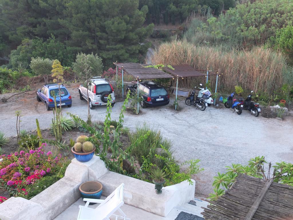 B&B Al Salvatore Di Lipari Kültér fotó