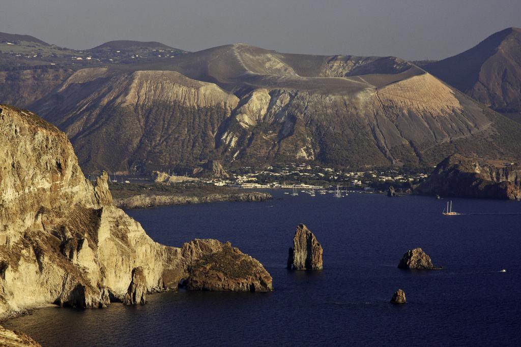 B&B Al Salvatore Di Lipari Kültér fotó