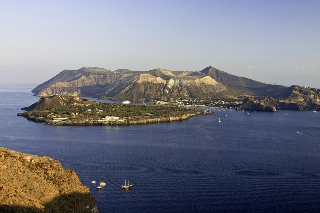 B&B Al Salvatore Di Lipari Kültér fotó