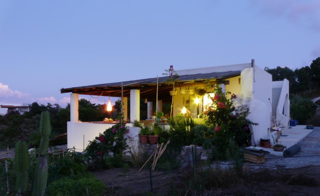 B&B Al Salvatore Di Lipari Kültér fotó