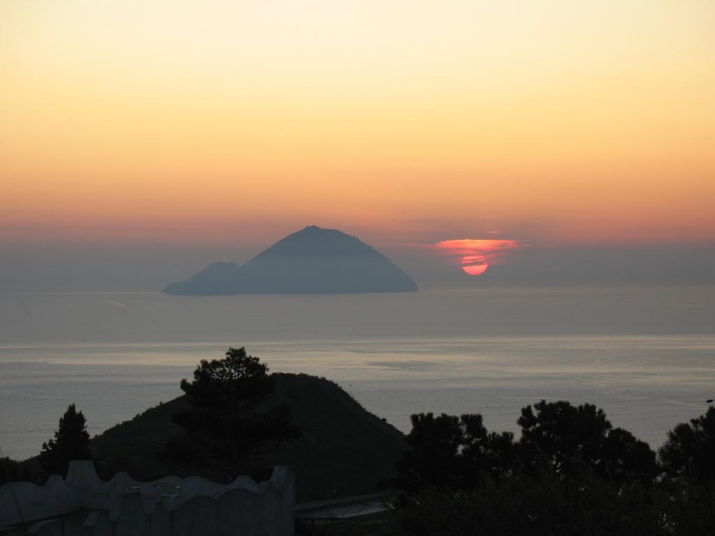 B&B Al Salvatore Di Lipari Kültér fotó