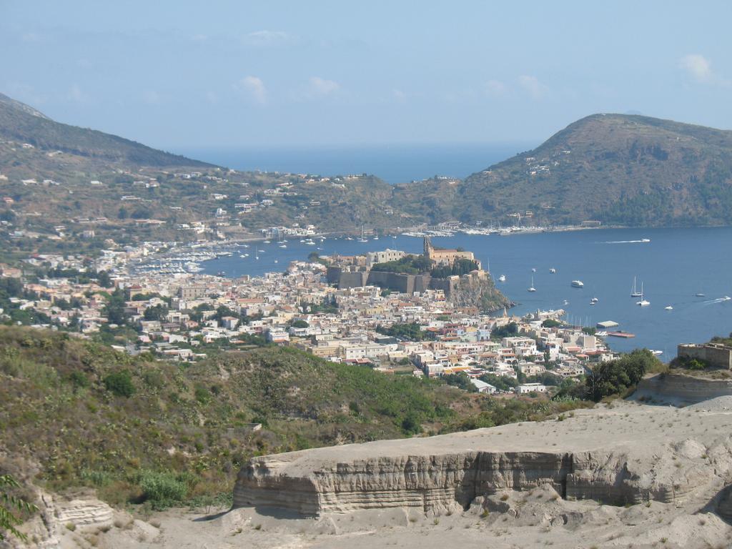B&B Al Salvatore Di Lipari Kültér fotó